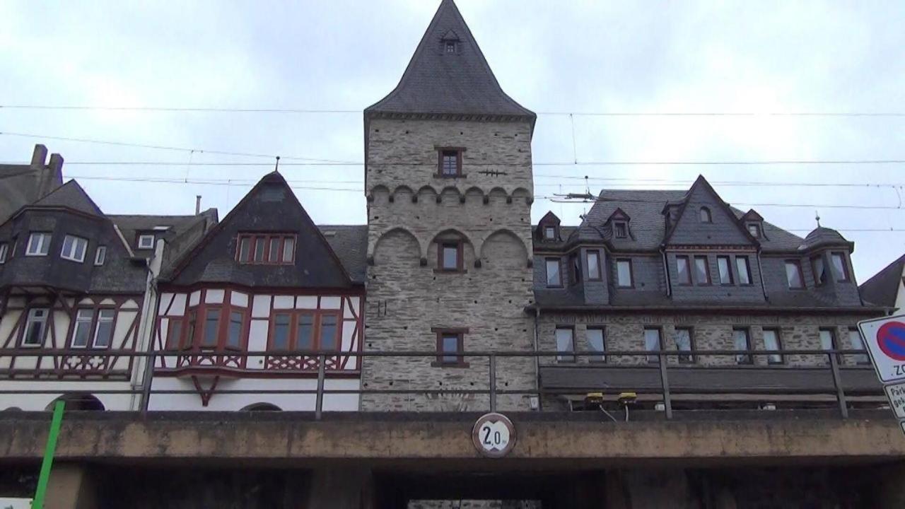 Kranenturm Hotel باشاراش المظهر الخارجي الصورة